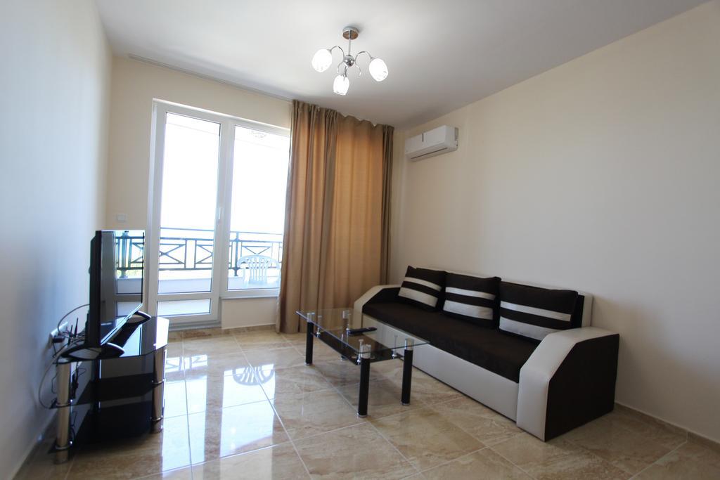Golden Sea View Apartments Pomorie Exterior foto