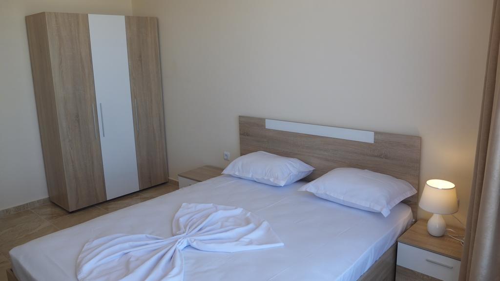 Golden Sea View Apartments Pomorie Exterior foto
