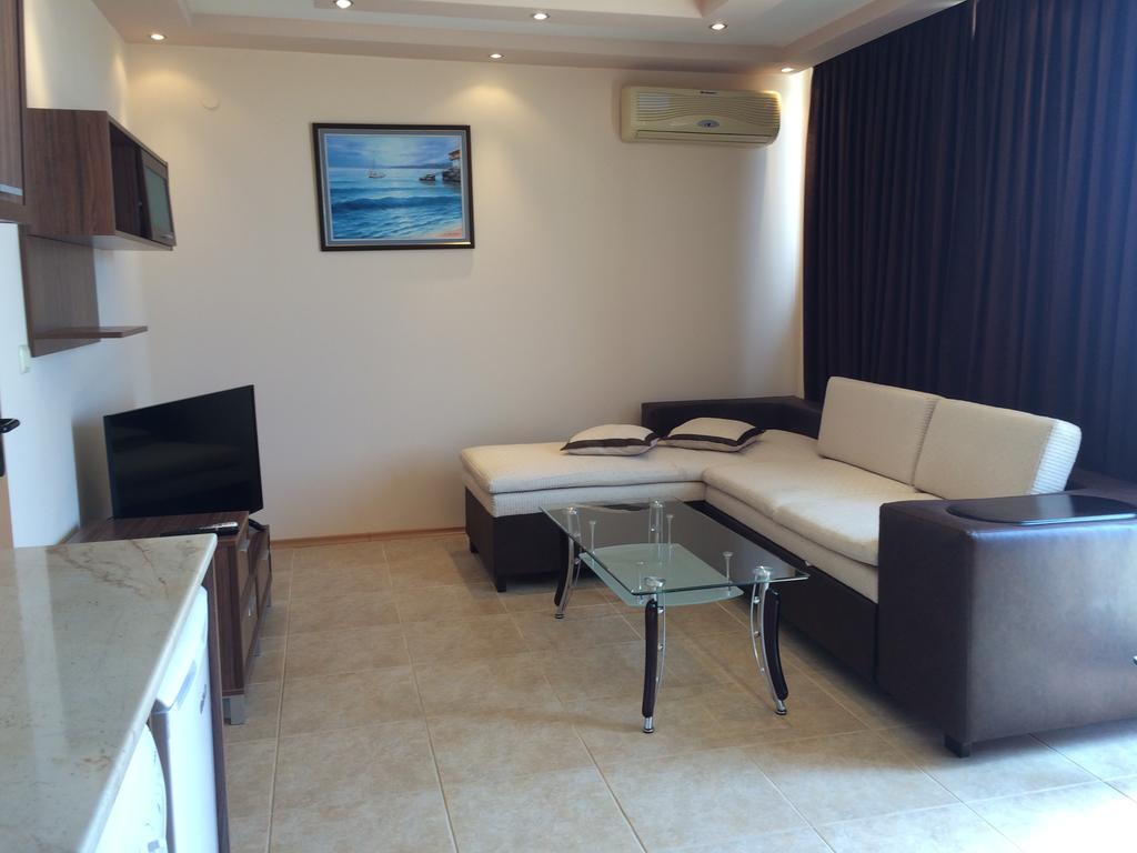 Golden Sea View Apartments Pomorie Exterior foto