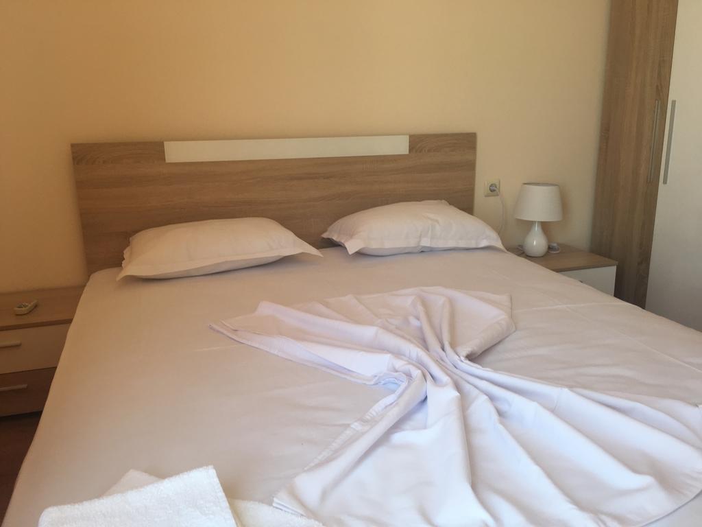 Golden Sea View Apartments Pomorie Exterior foto